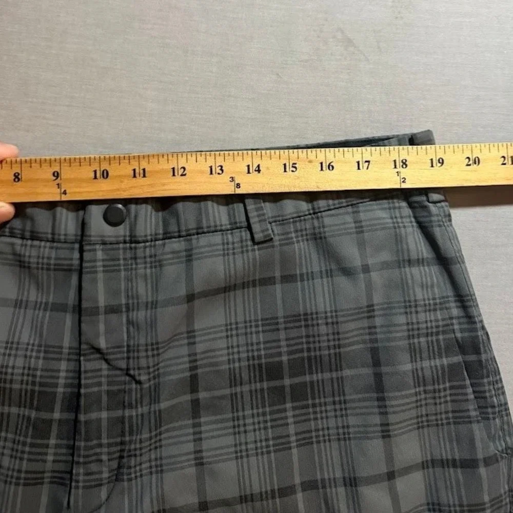 Nike‎ Golf Tour Performance DRI-FIT Men's Gray Plaid Golf Pants Size 38x34.